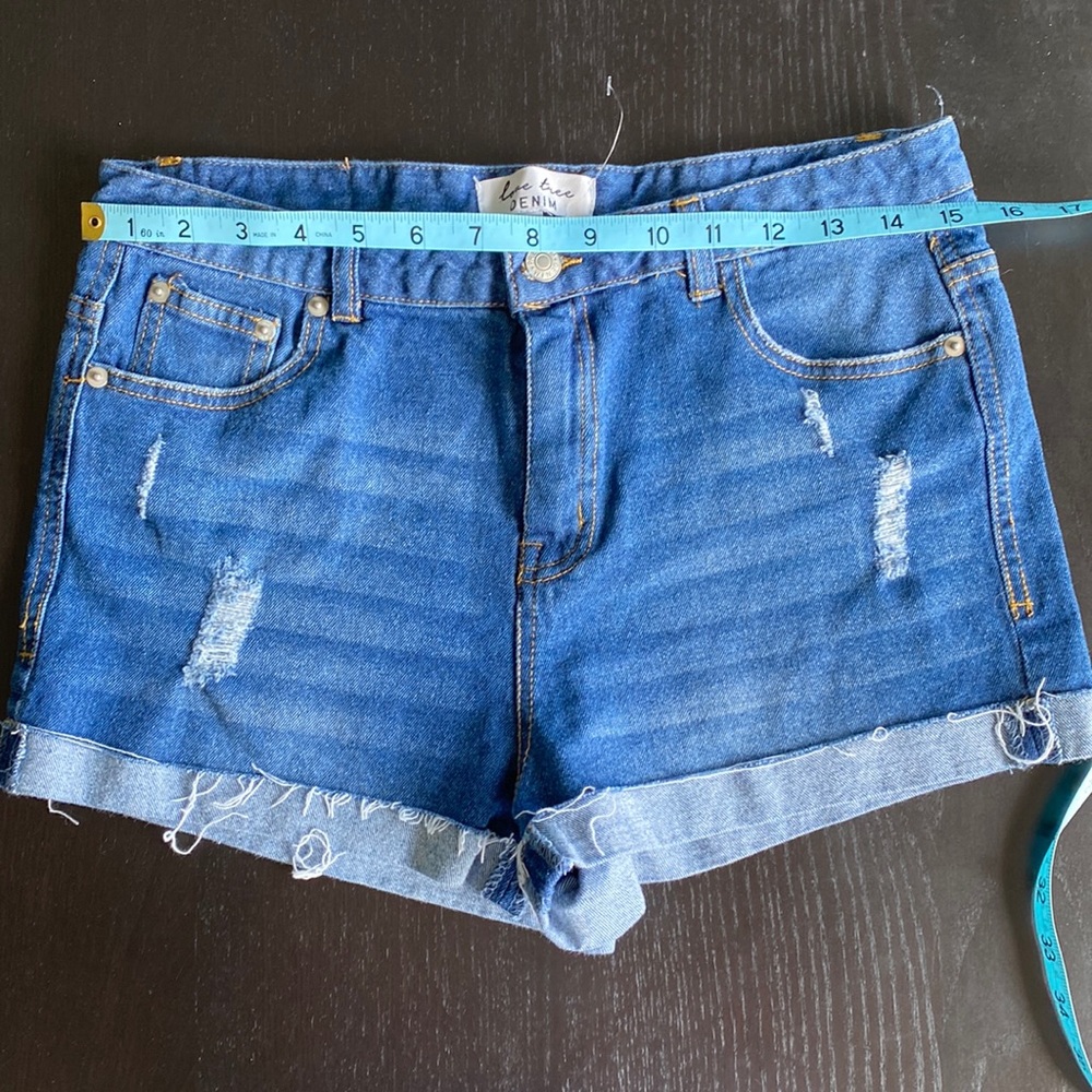 Love Tree cuffed blue denim jean shorts w/distressed details